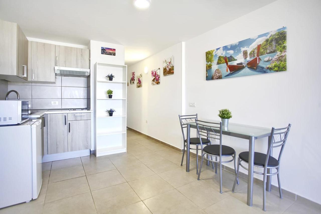 Studio With Sea View In Borinquen Playa Feñabe Exteriör bild